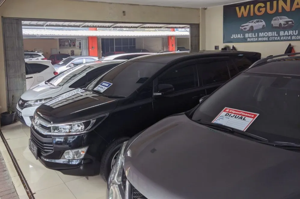 Panduan Lengkap Dan Tips Aman Beli Mobil Bekas Pakai Di Showroom Untuk Pemula